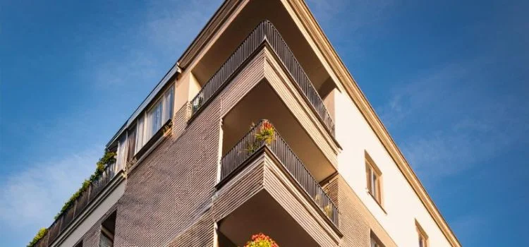 . Bygg om Din Balkong till en Funktionell Uteplats x